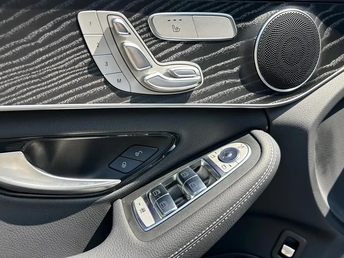 Imported Mercedes-Benz C-Class 2020 Facelift C 260 Estate — миниатюра 17