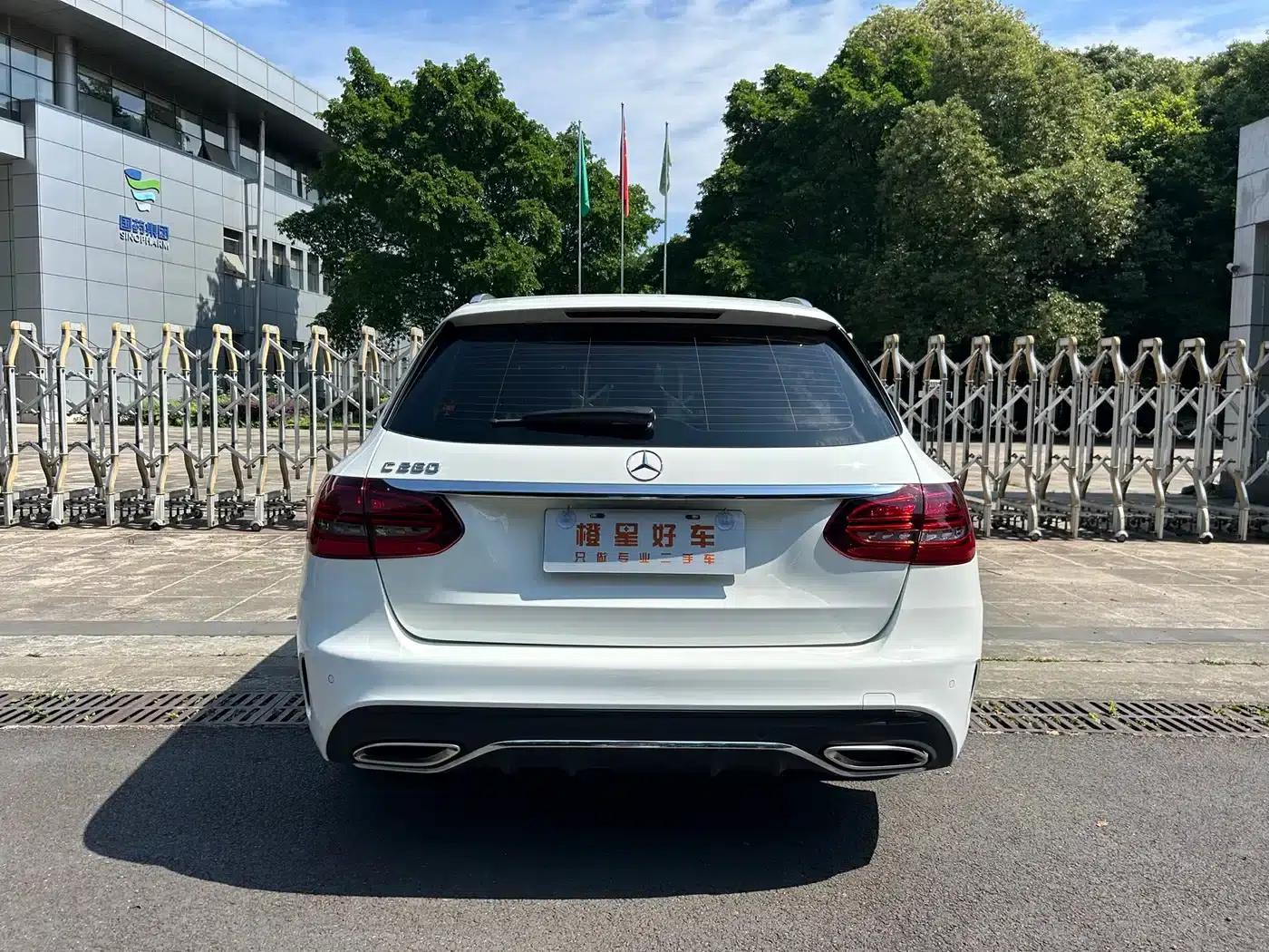 Imported Mercedes-Benz C-Class 2020 Facelift C 260 Estate — миниатюра 4