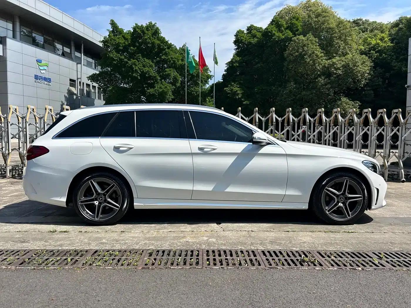 Imported Mercedes-Benz C-Class 2020 Facelift C 260 Estate — миниатюра 5