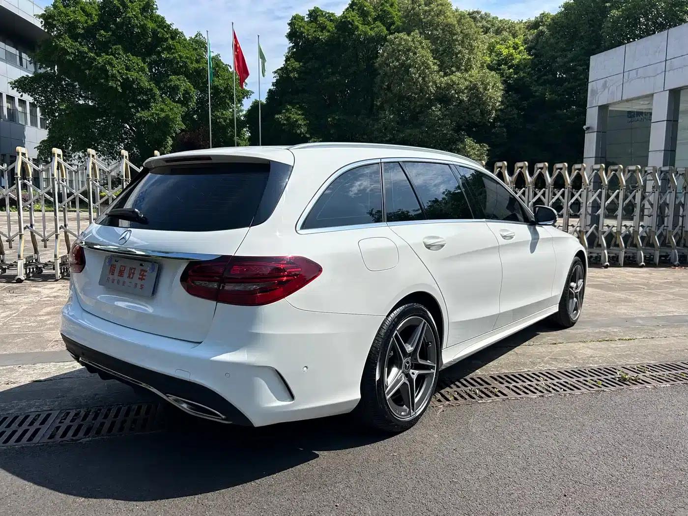 Imported Mercedes-Benz C-Class 2020 Facelift C 260 Estate — миниатюра 6