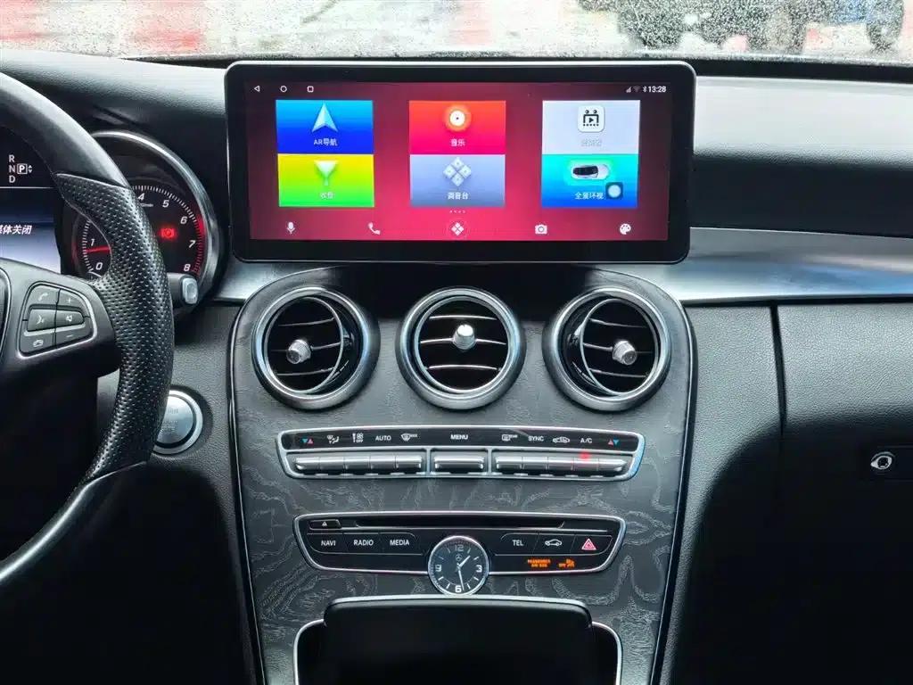 Imported Mercedes-Benz C-Class 2015 C 200 Estate — миниатюра 12