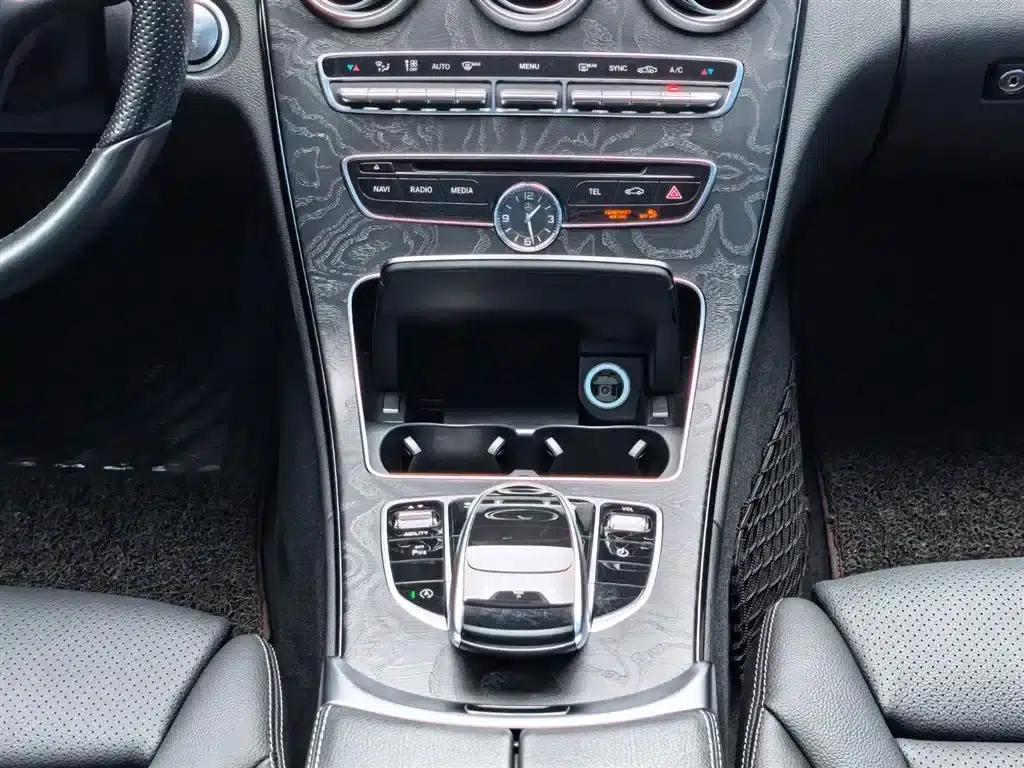 Imported Mercedes-Benz C-Class 2015 C 200 Estate — миниатюра 13