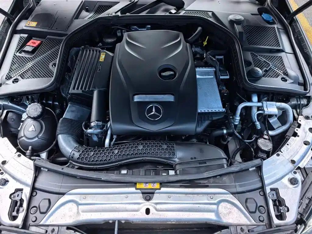 Imported Mercedes-Benz C-Class 2015 C 200 Estate — миниатюра 10