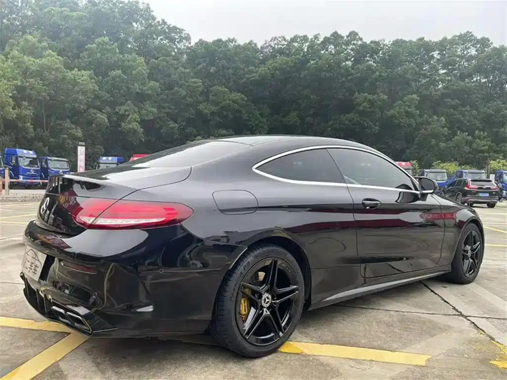 Imported Mercedes-Benz C-Class 2019 C 260 Coupe — миниатюра 11