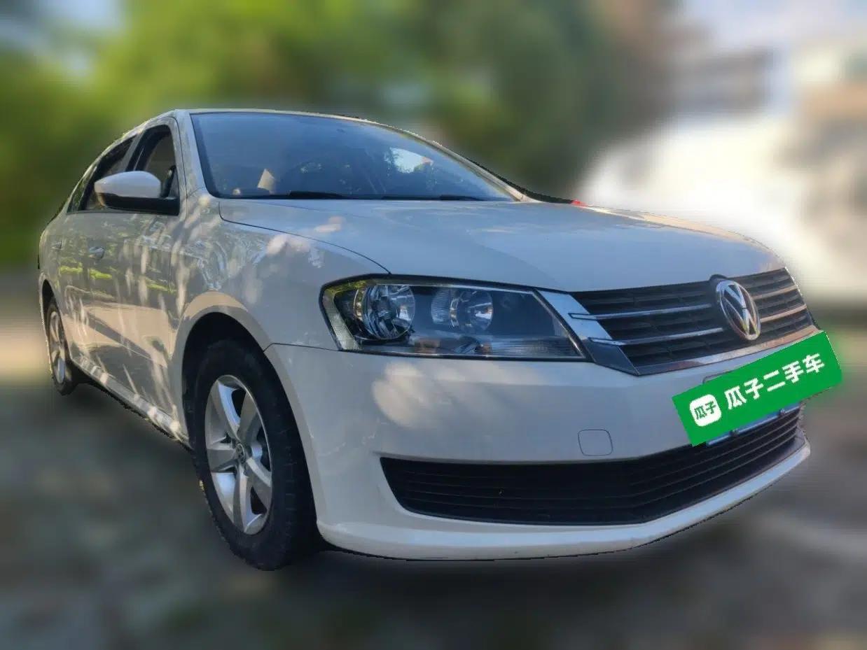 Volkswagen Lavida 2017 1.6L Automatic Comfort Edition — миниатюра 3