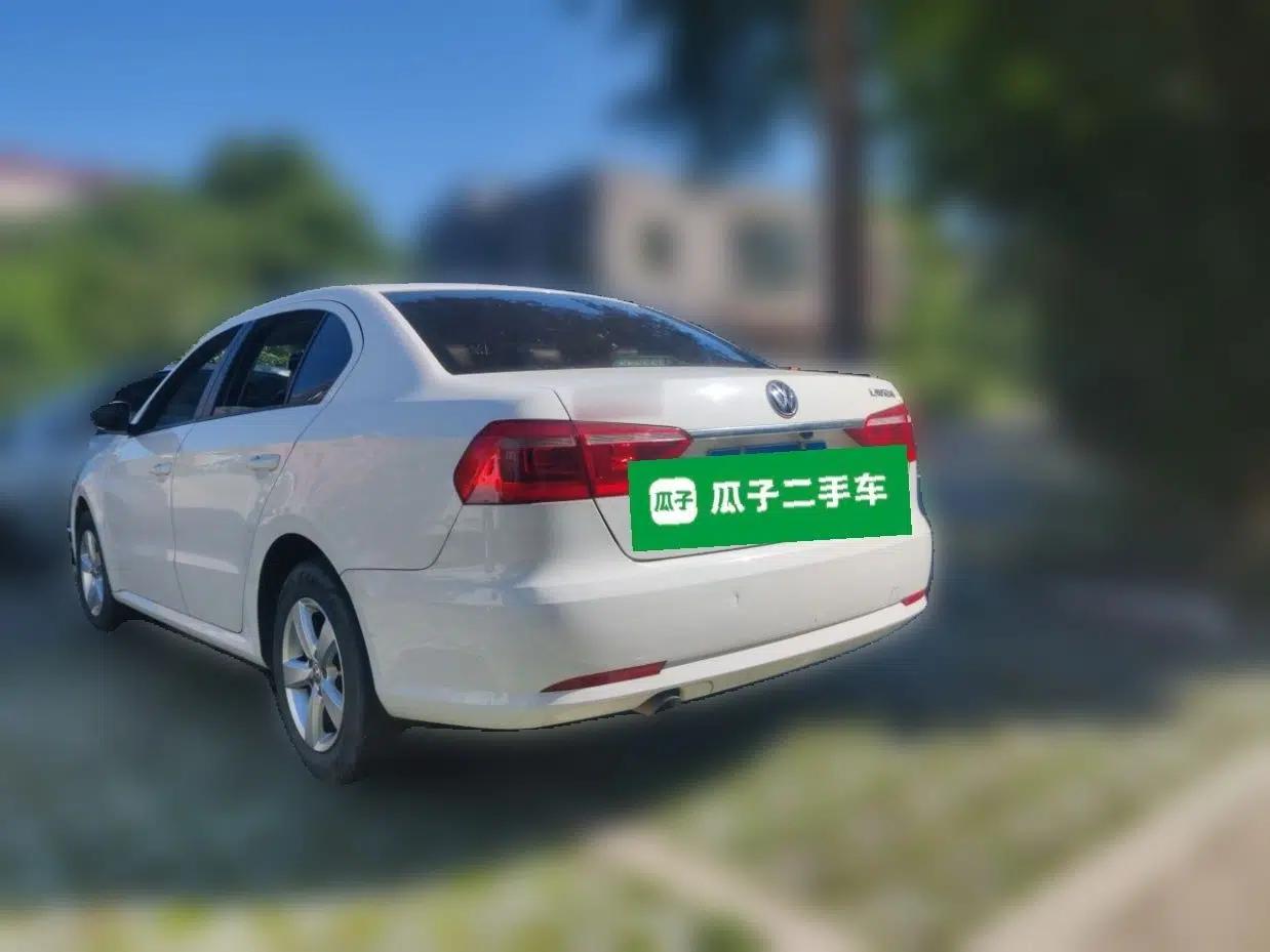 Volkswagen Lavida 2017 1.6L Automatic Comfort Edition — миниатюра 4