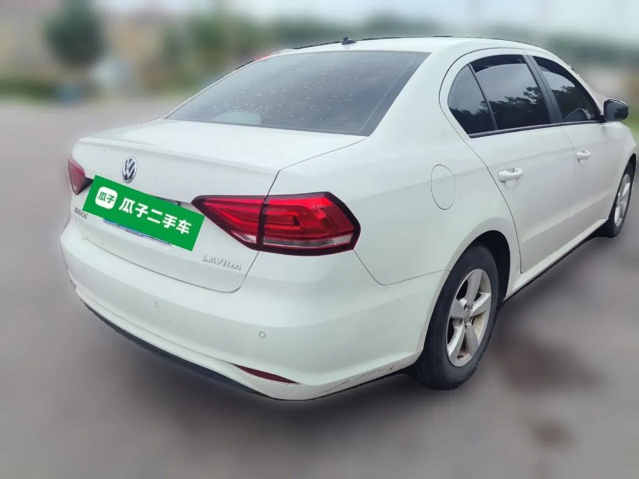 Volkswagen Lavida 2019 Lavida Start 1.5L Automatic Trendy Version China VI Standard — миниатюра 6