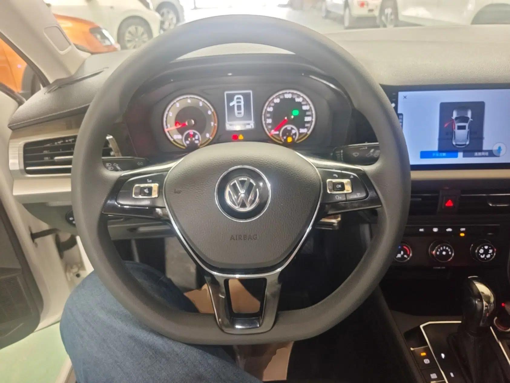 Volkswagen Lavida 2019 1.5L Automatic Comfort Edition China VI Standard — миниатюра 13