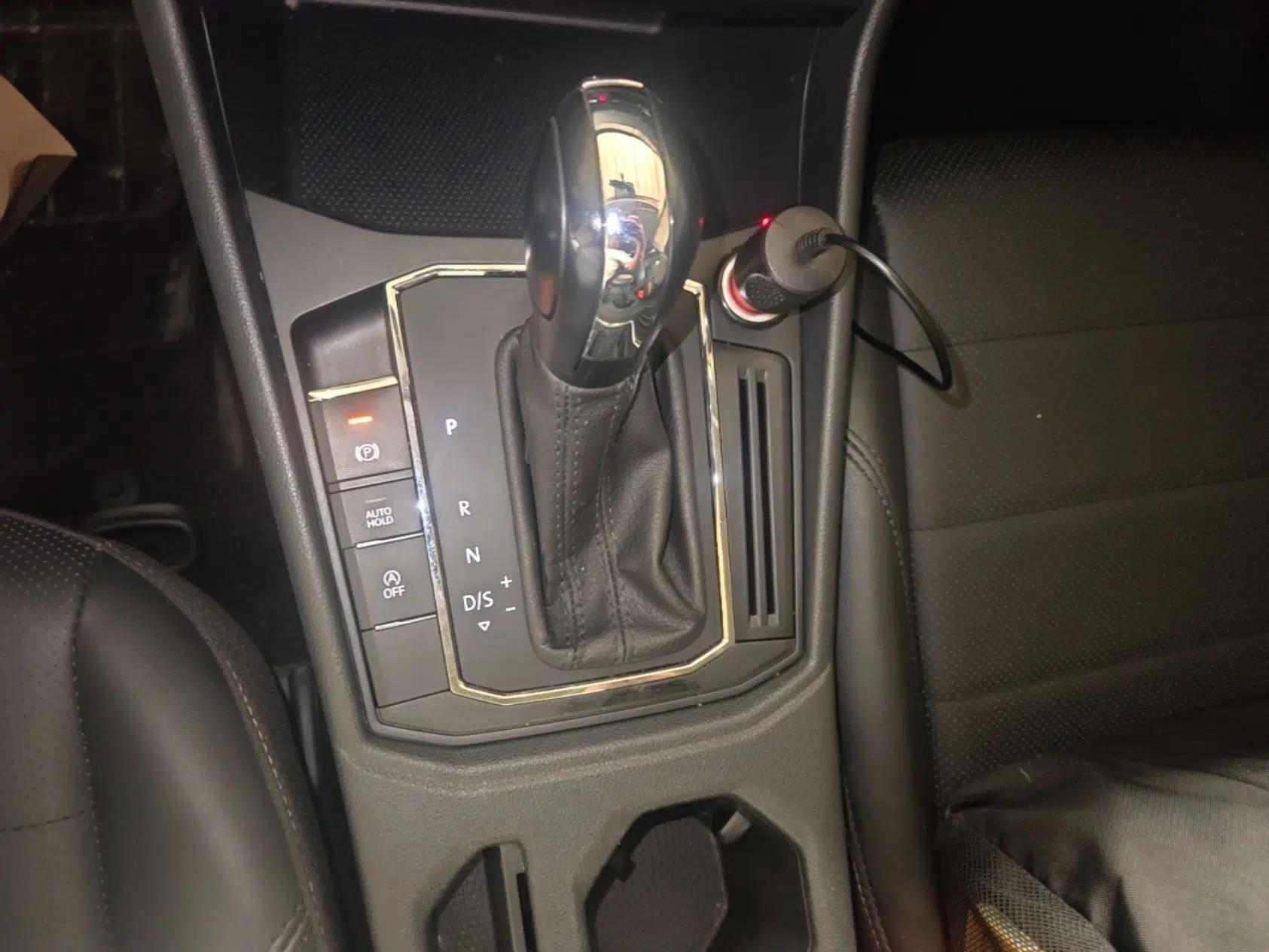 Volkswagen Lavida 2019 1.5L Automatic Comfort Edition China VI Standard — миниатюра 16