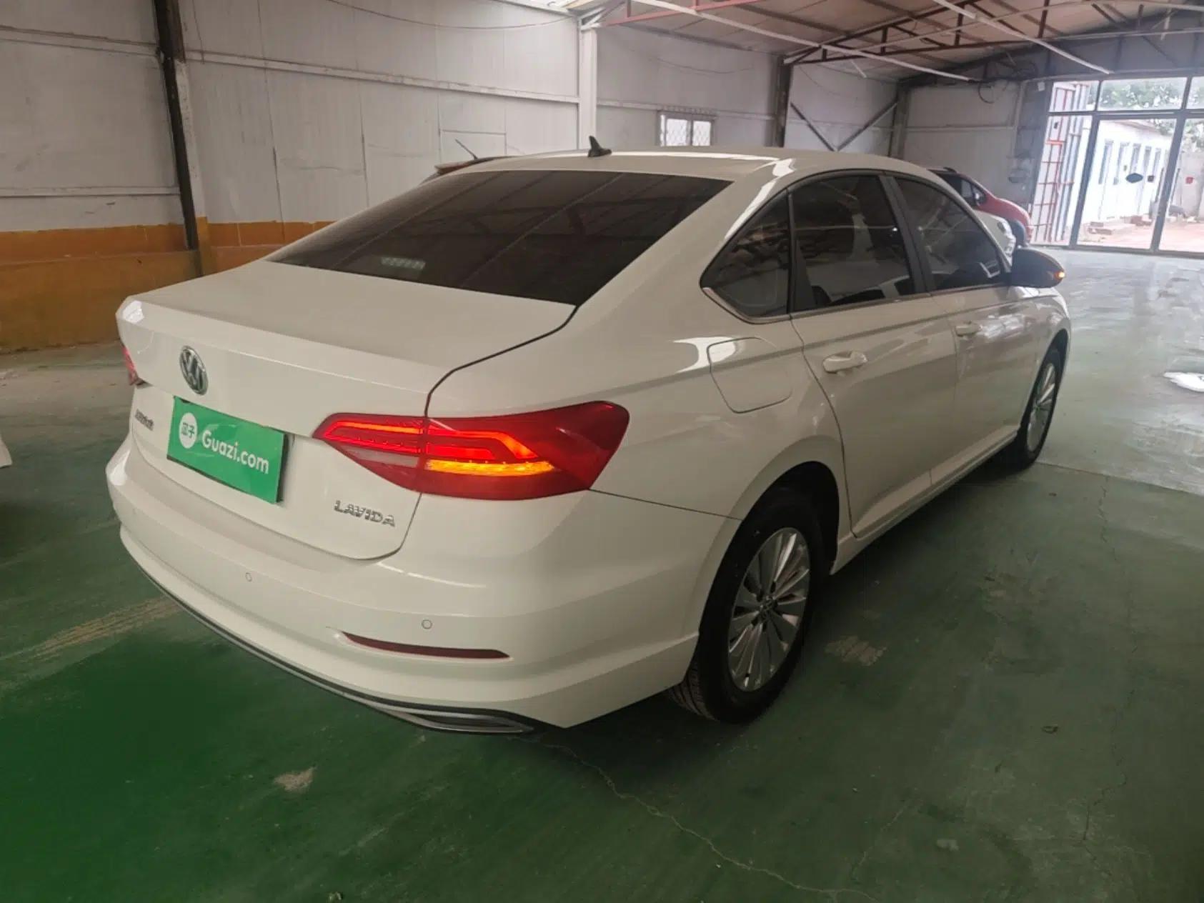 Volkswagen Lavida 2019 1.5L Automatic Comfort Edition China VI Standard — миниатюра 4