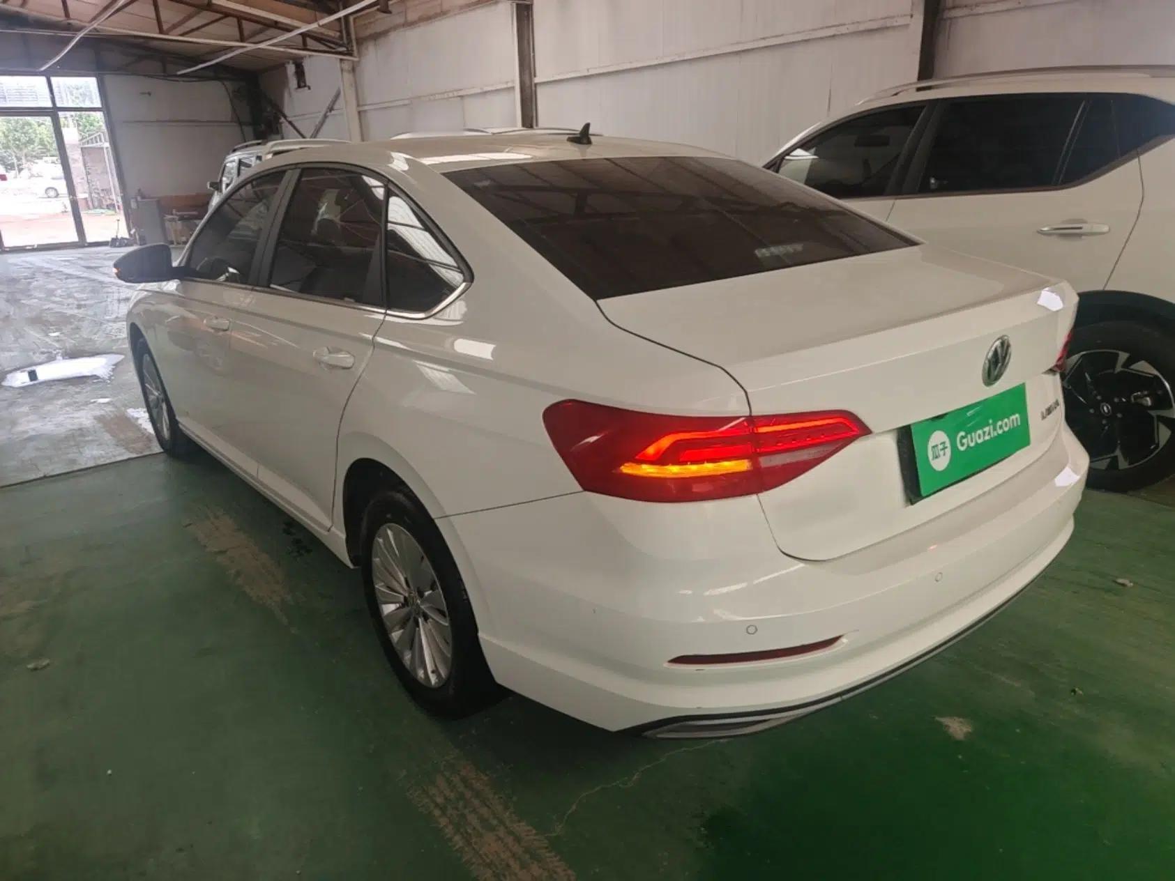 Volkswagen Lavida 2019 1.5L Automatic Comfort Edition China VI Standard — миниатюра 7