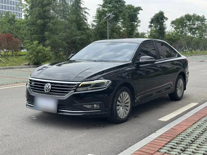 Volkswagen Lavida 2019 280TSI DSG Comfort Edition China VI standard — миниатюра 1
