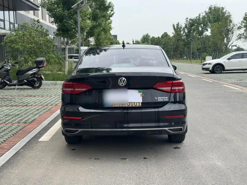 Volkswagen Lavida 2019 280TSI DSG Comfort Edition China VI standard — миниатюра 7