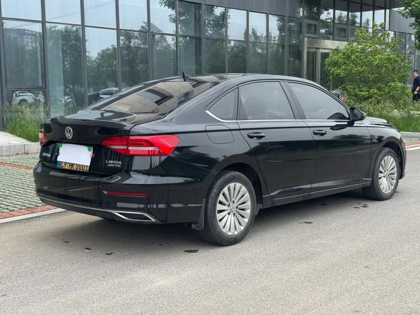 Volkswagen Lavida 2019 280TSI DSG Comfort Edition China VI standard — миниатюра 8