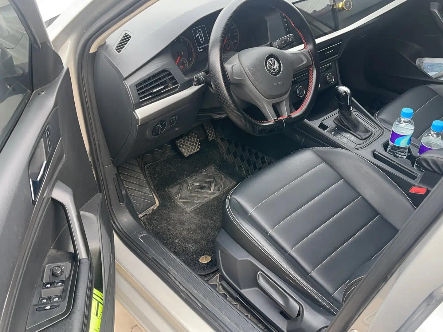 Volkswagen Lavida 2019 1.5L Automatic Fashion Edition China VI — миниатюра 7