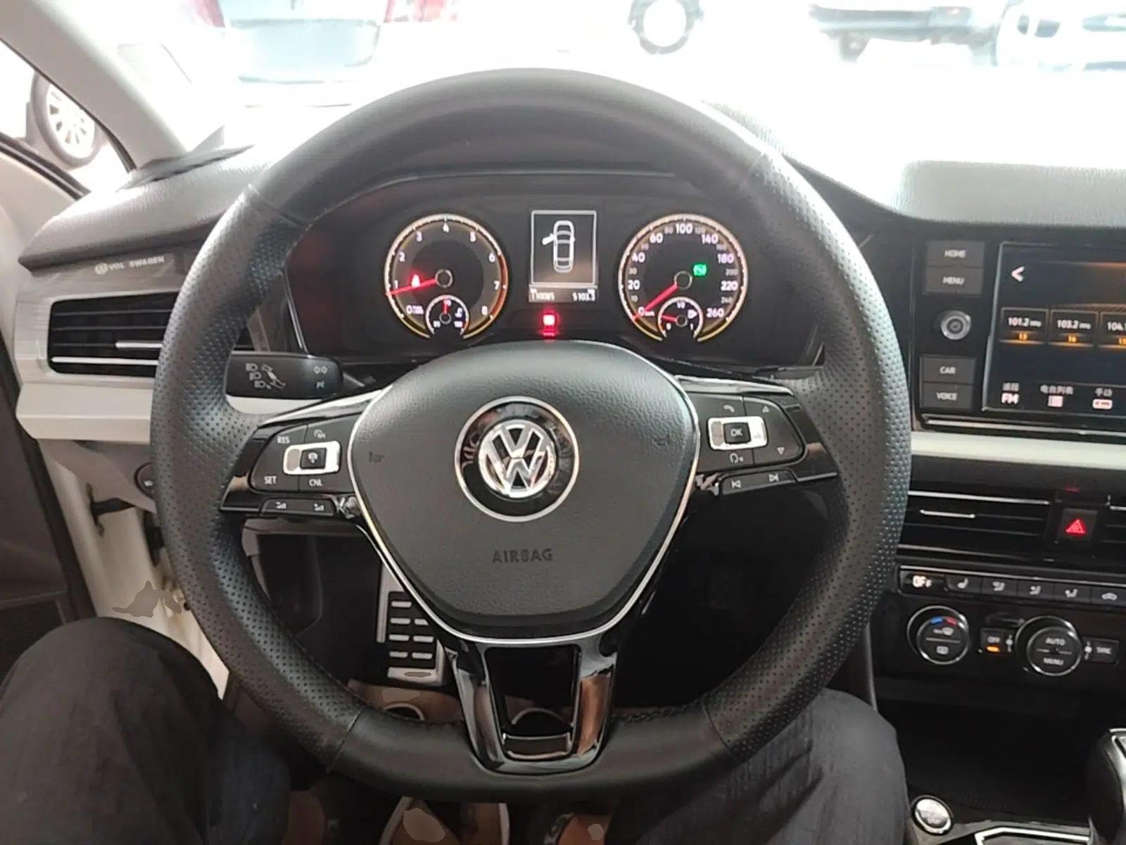 Volkswagen Lavida 2018 Hatchback 280TSI DSG Luxury Edition China V Standard — миниатюра 14