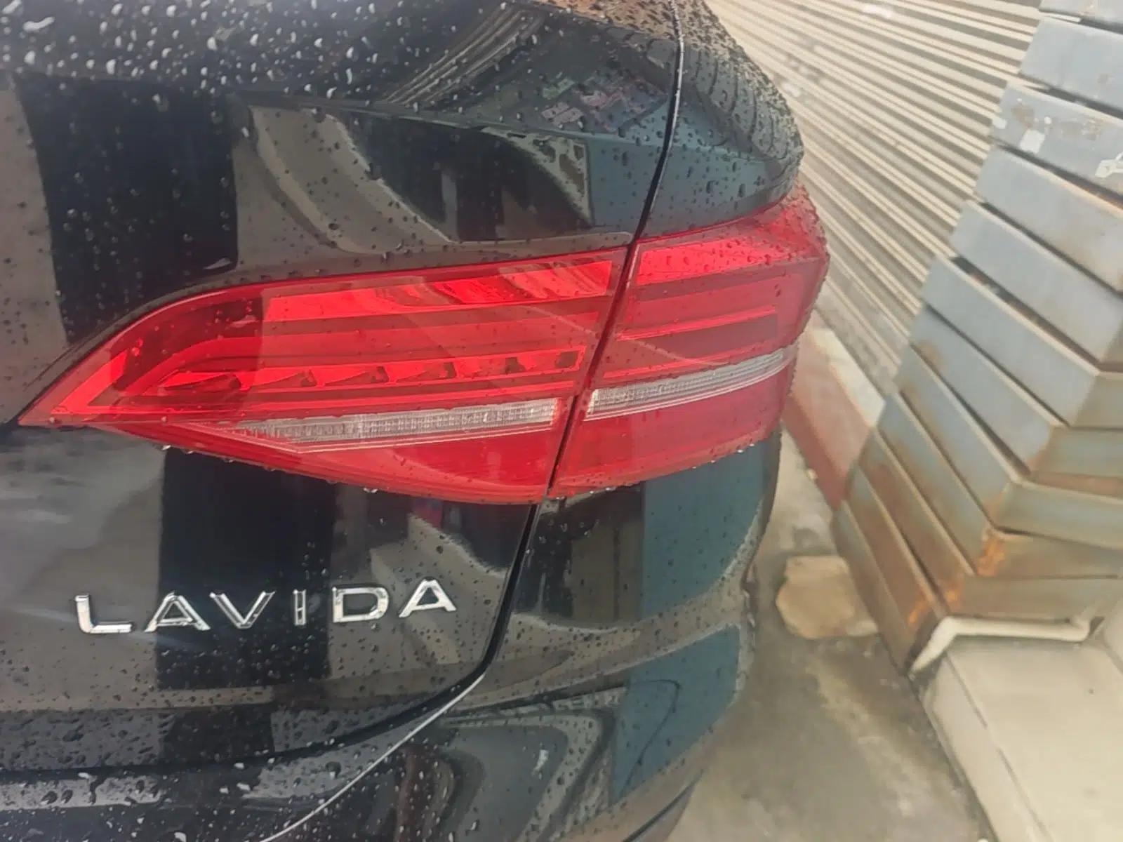 Volkswagen Lavida 2021 1.5L Automatic Vision Edition — миниатюра 7
