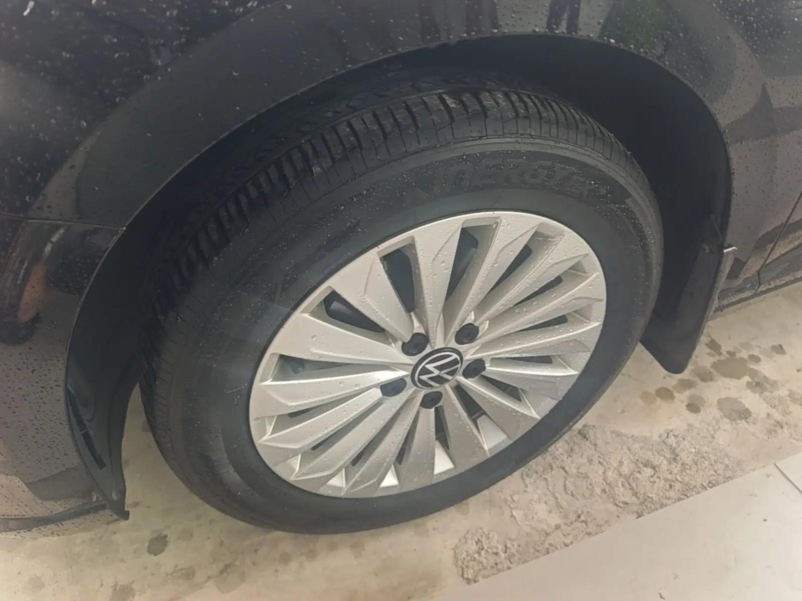 Volkswagen Lavida 2021 1.5L Automatic Vision Edition — миниатюра 8