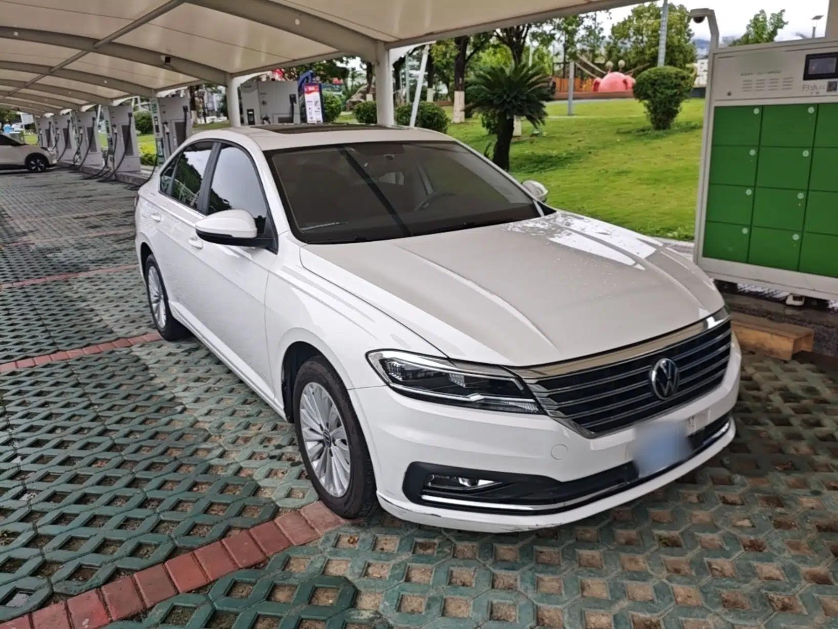 Volkswagen Lavida 2021 1.5L Automatic Vision Edition — миниатюра 3