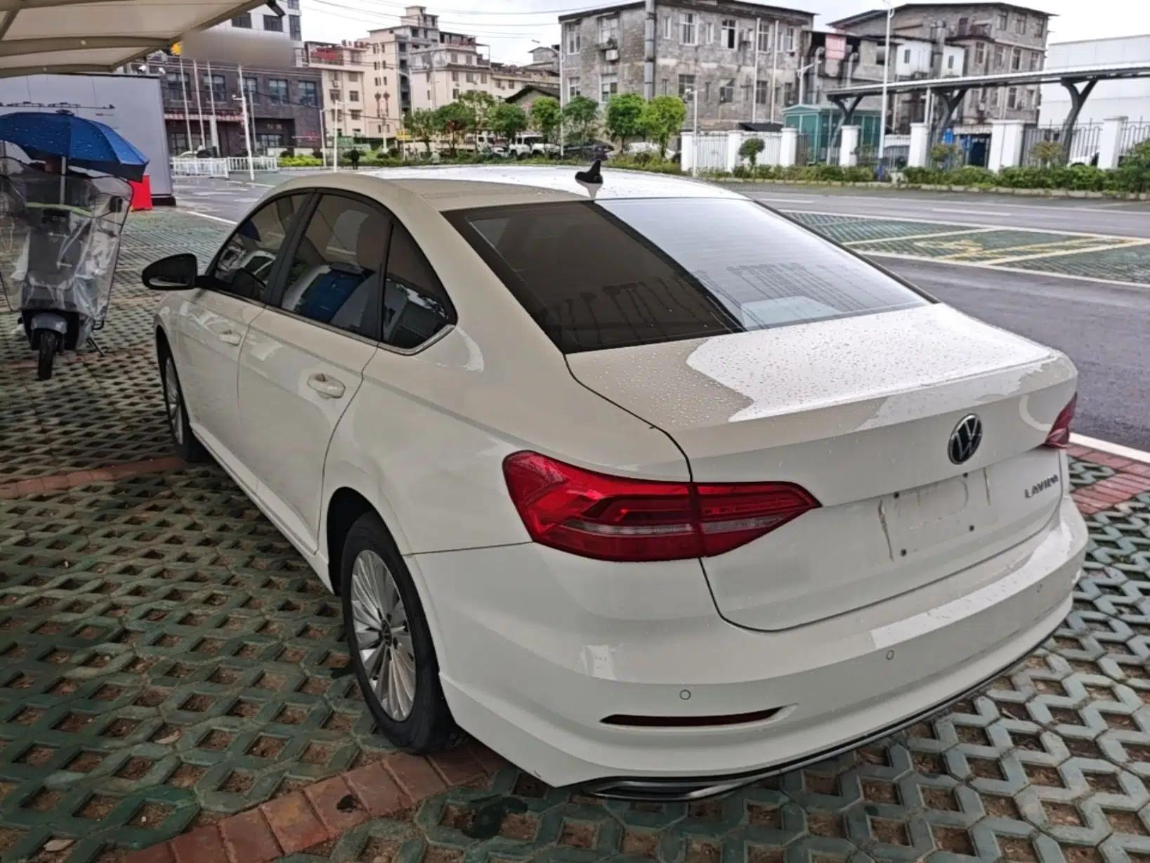 Volkswagen Lavida 2021 1.5L Automatic Vision Edition — миниатюра 4