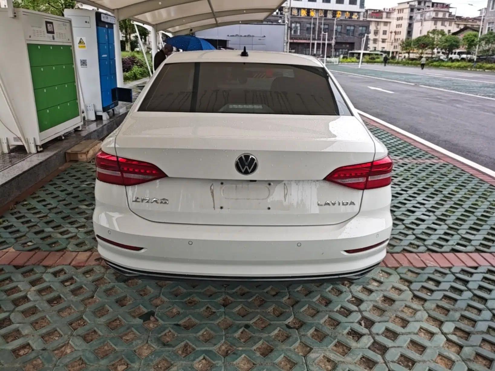 Volkswagen Lavida 2021 1.5L Automatic Vision Edition — миниатюра 5