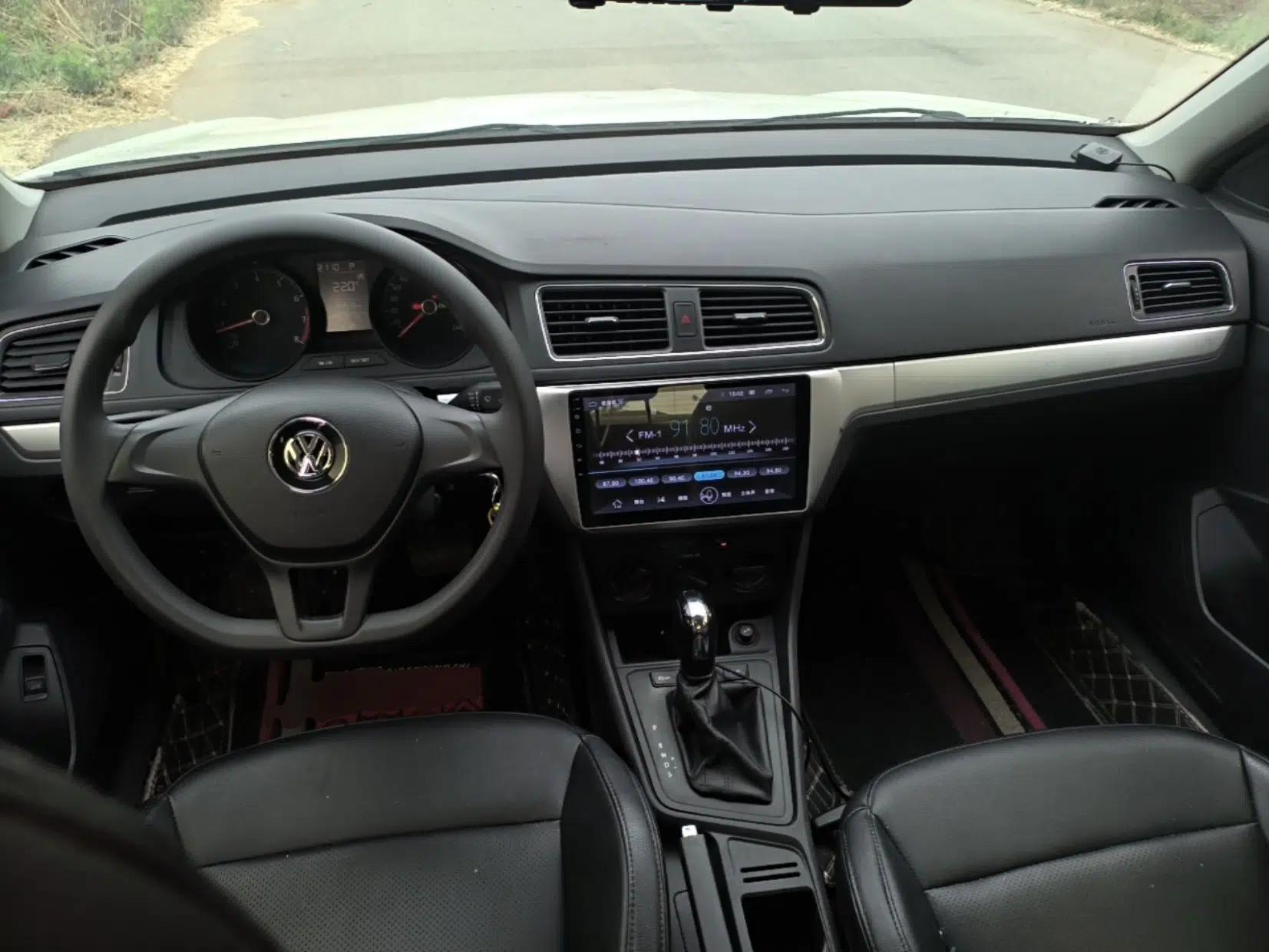 Volkswagen Lavida 2018 Classic 1.5L Automatic Fashion Edition China VI Standard — миниатюра 12