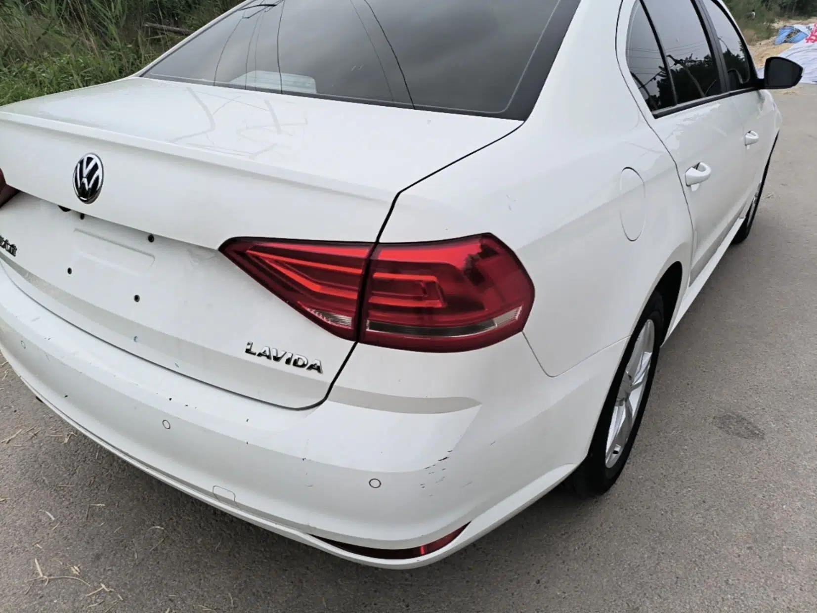 Volkswagen Lavida 2018 Classic 1.5L Automatic Fashion Edition China VI Standard — миниатюра 8