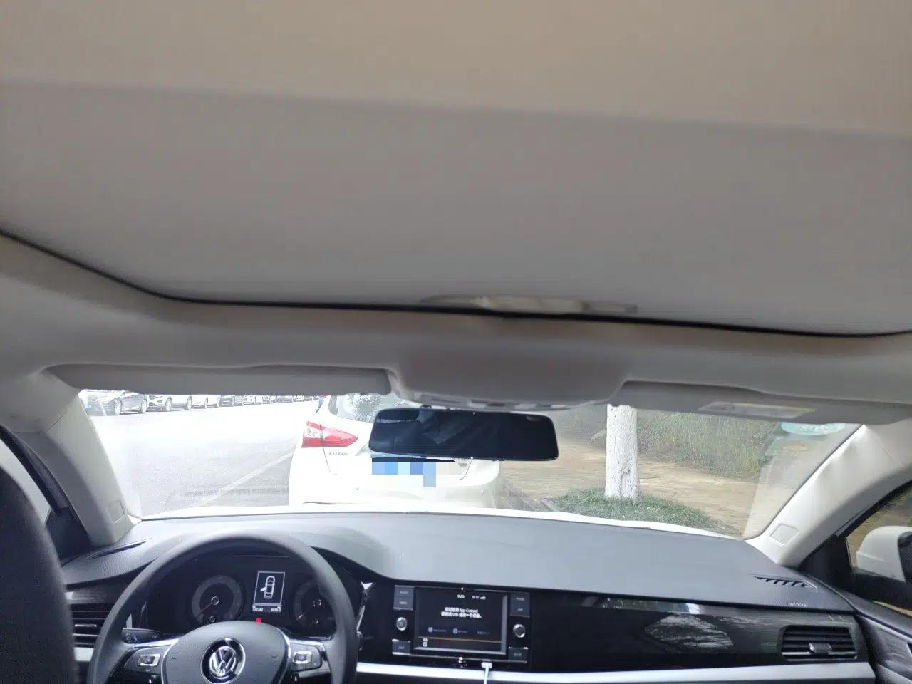 Volkswagen Lavida 2019 1.5L Automatic Comfort Edition China VI Standard — миниатюра 19