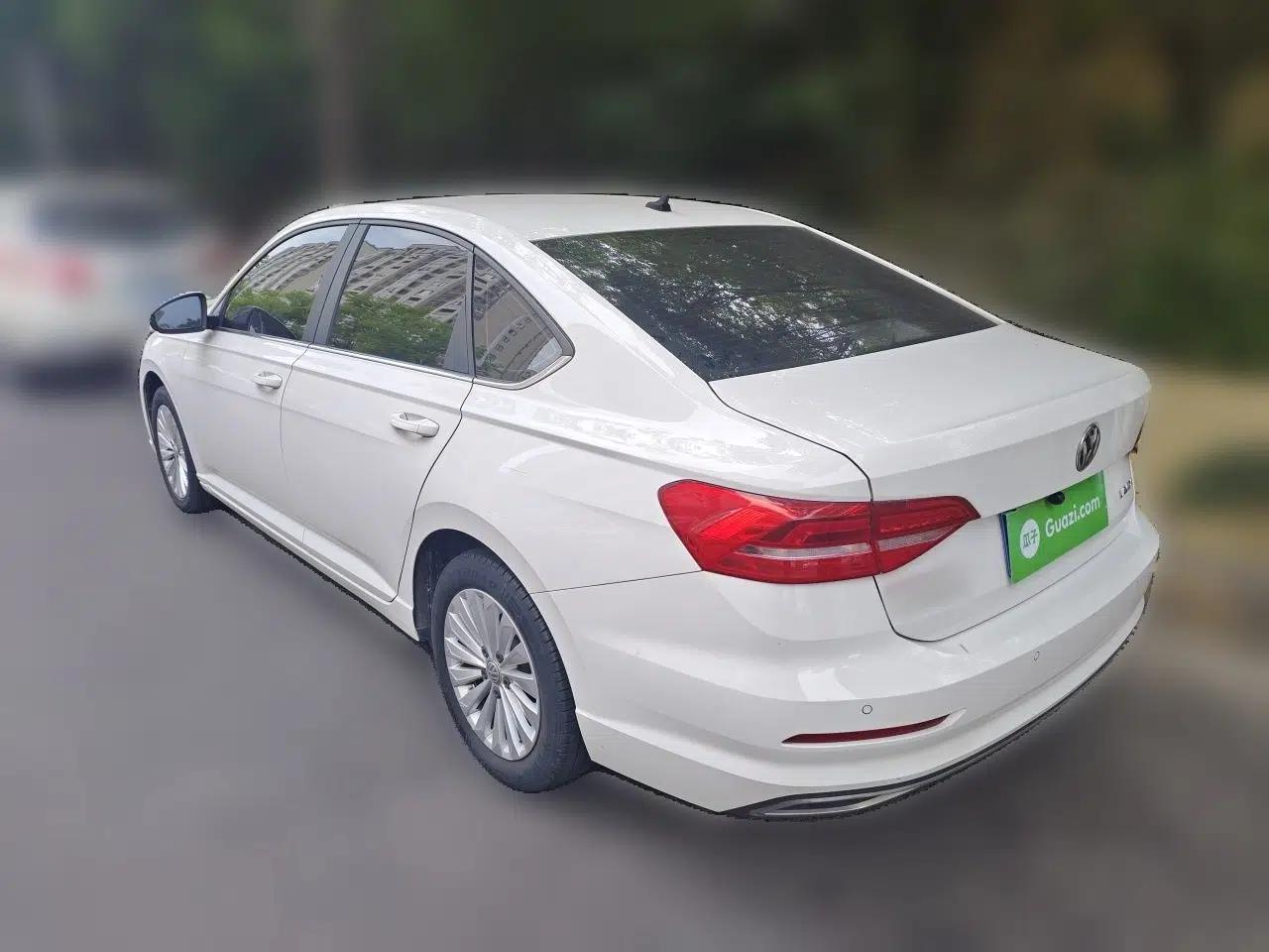 Volkswagen Lavida 2019 1.5L Automatic Comfort Edition China VI Standard — миниатюра 4