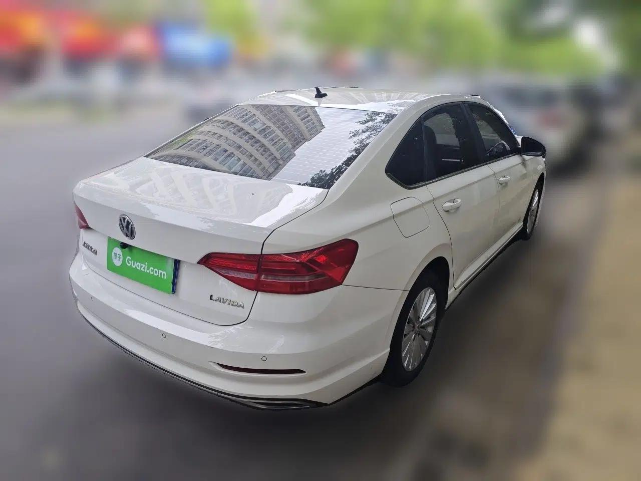 Volkswagen Lavida 2019 1.5L Automatic Comfort Edition China VI Standard — миниатюра 6