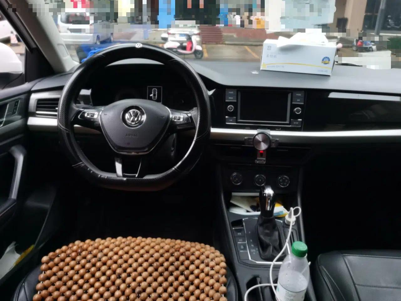 Volkswagen Lavida 2019 1.5L Automatic Comfort Edition China VI Standard — миниатюра 11