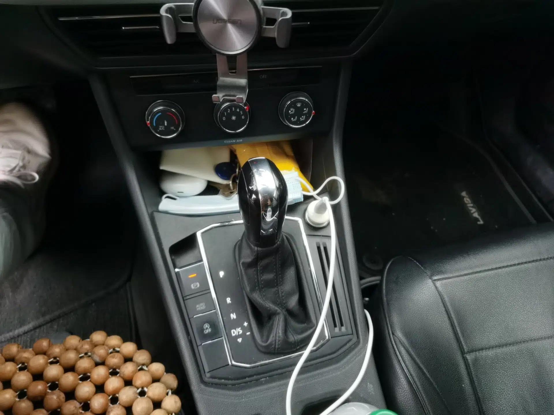 Volkswagen Lavida 2019 1.5L Automatic Comfort Edition China VI Standard — миниатюра 15