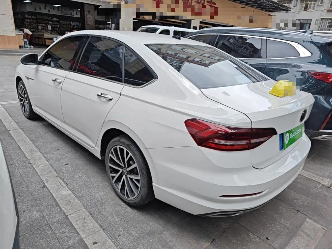 Volkswagen Lavida 2021 280TSI DSG Luxury Edition — миниатюра 4