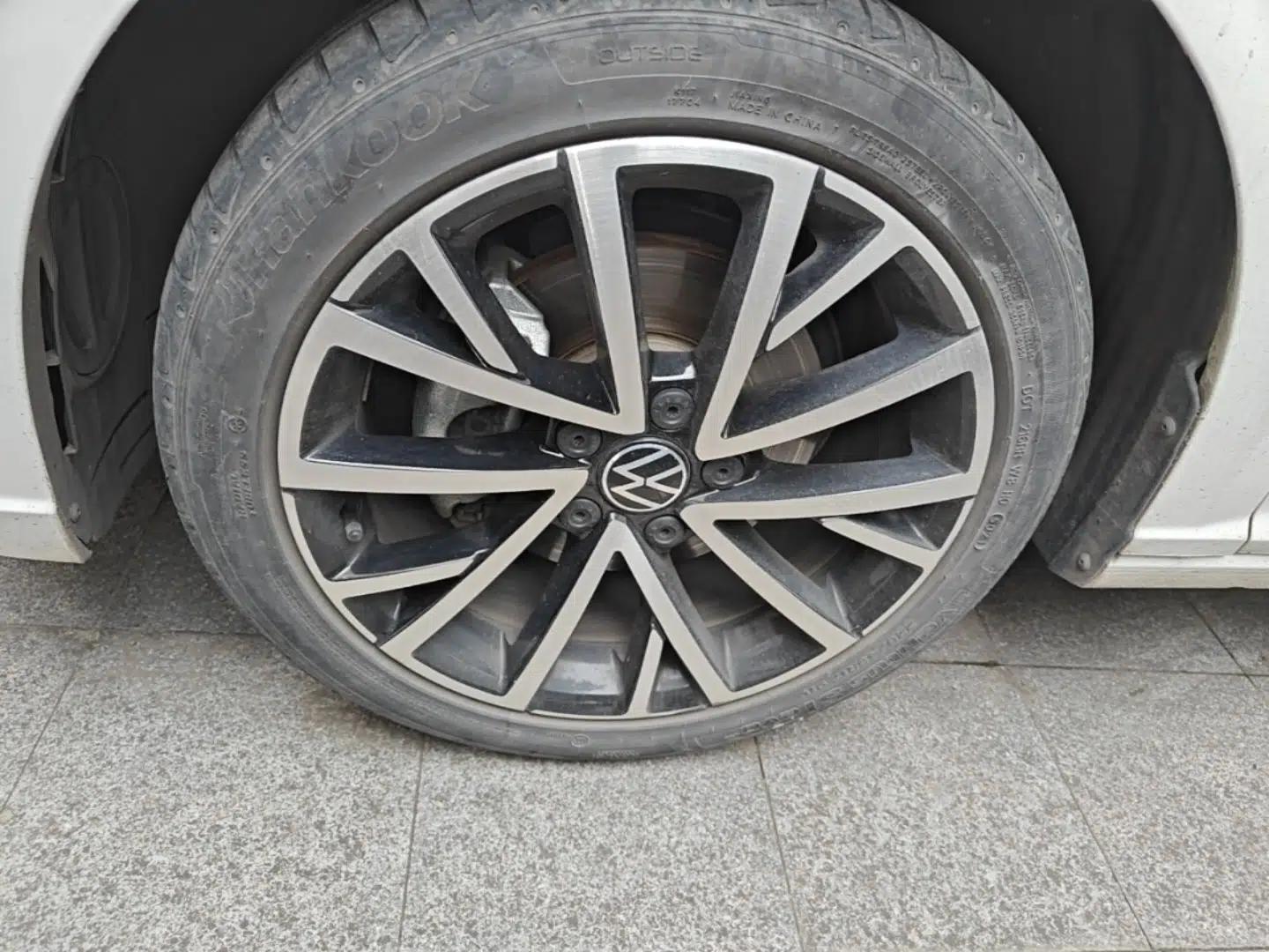 Volkswagen Lavida 2021 280TSI DSG Luxury Edition — миниатюра 8