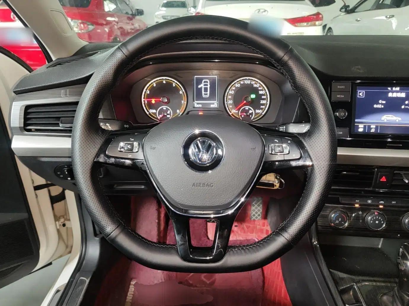 Volkswagen Lavida 2019 Hatchback 280TSI DSG Comfort Edition China VI Standard — миниатюра 14