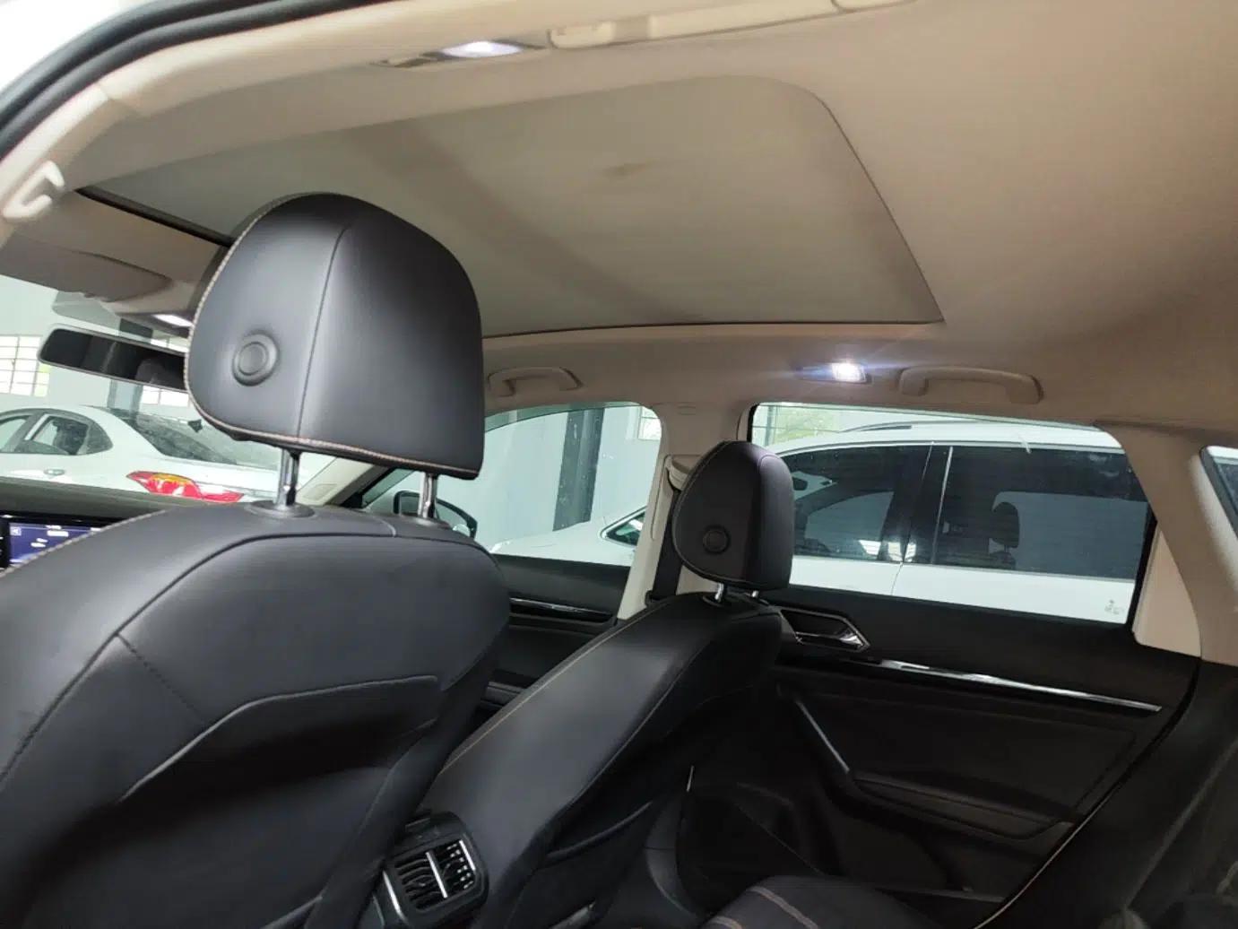 Volkswagen Lavida 2019 Hatchback 280TSI DSG Comfort Edition China VI Standard — миниатюра 21