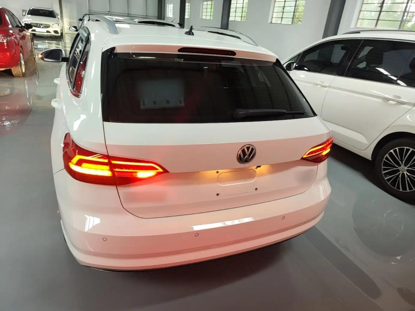 Volkswagen Lavida 2019 Hatchback 280TSI DSG Comfort Edition China VI Standard — миниатюра 5