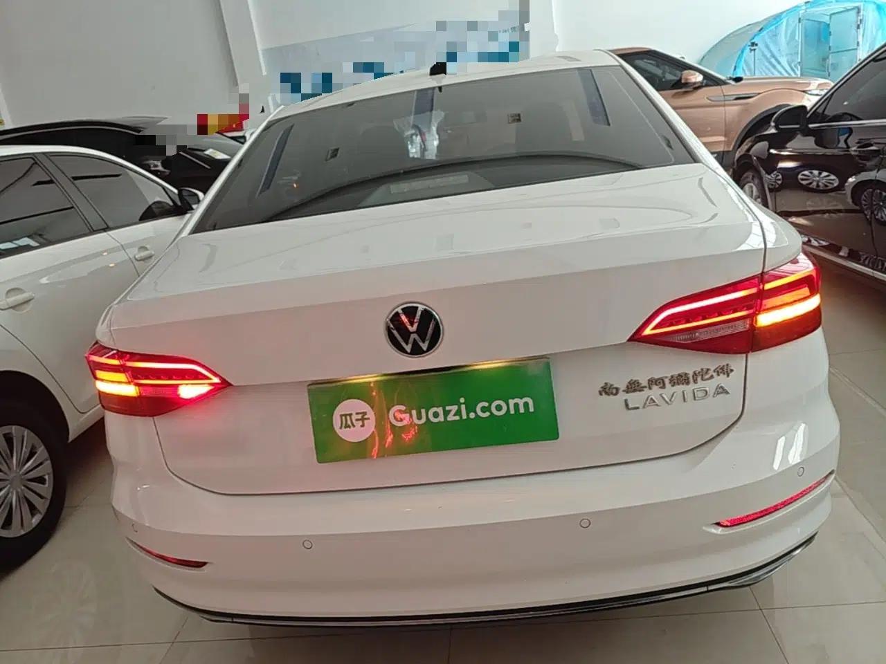 Volkswagen Lavida 2021 1.5L Automatic Vision Edition — миниатюра 5