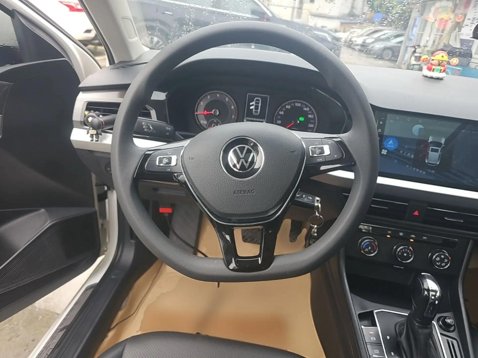 Volkswagen Lavida 2021 1.5L Automatic Comfort Edition — миниатюра 14