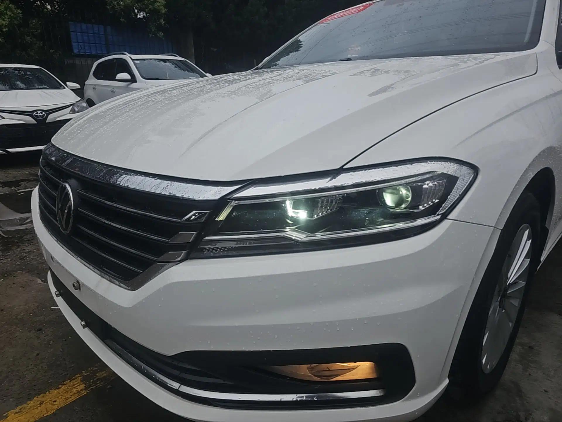 Volkswagen Lavida 2021 1.5L Automatic Comfort Edition — миниатюра 9