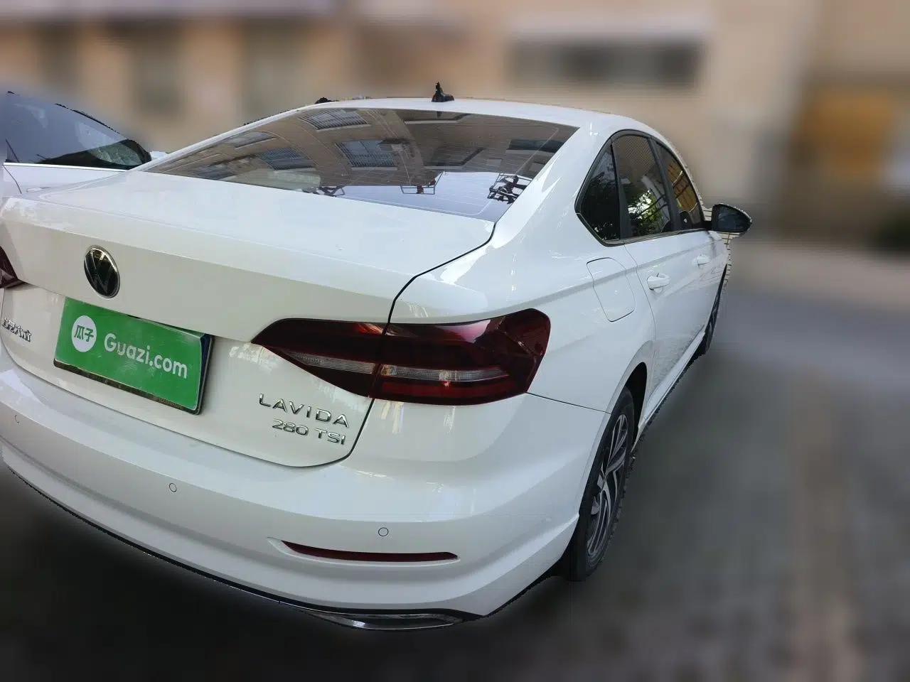 Volkswagen Lavida 2021 280TSI DSG Comfort Edition — миниатюра 6