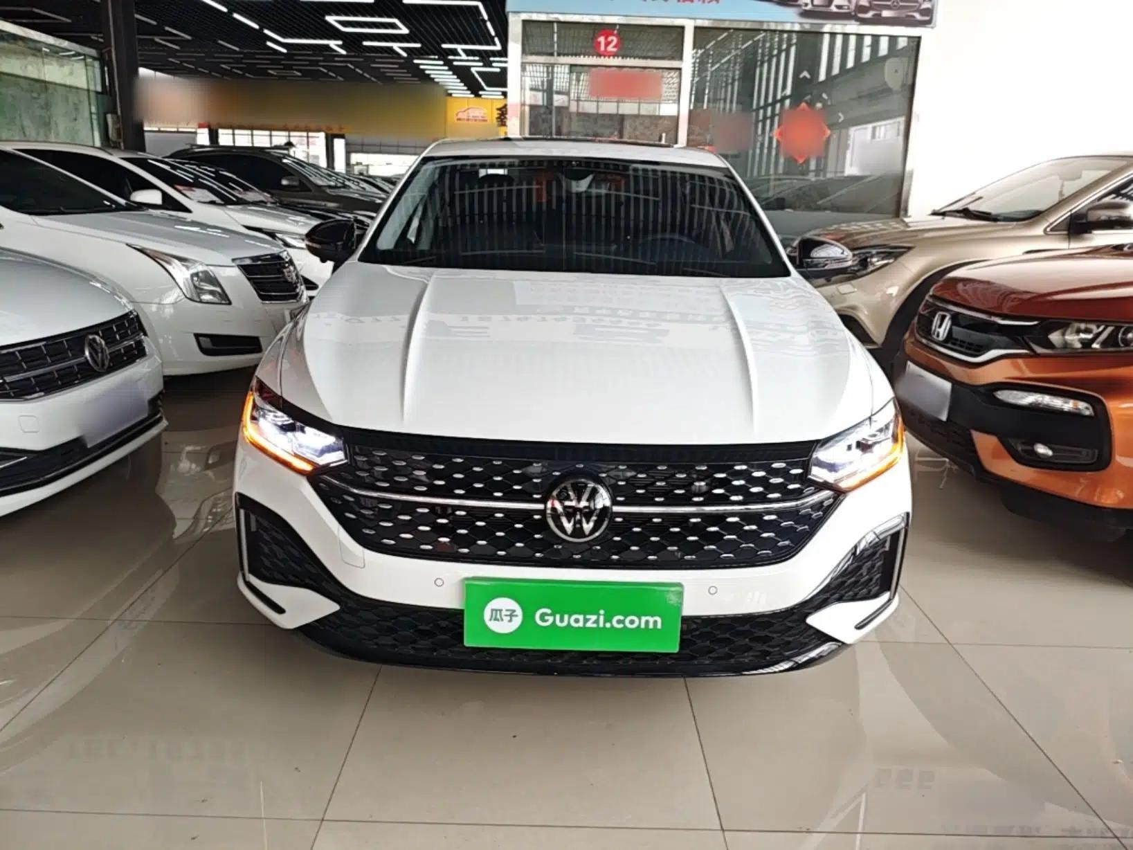 Volkswagen Lavida 2024 300TSI DSG Starry Sky Leading Edition — миниатюра 2