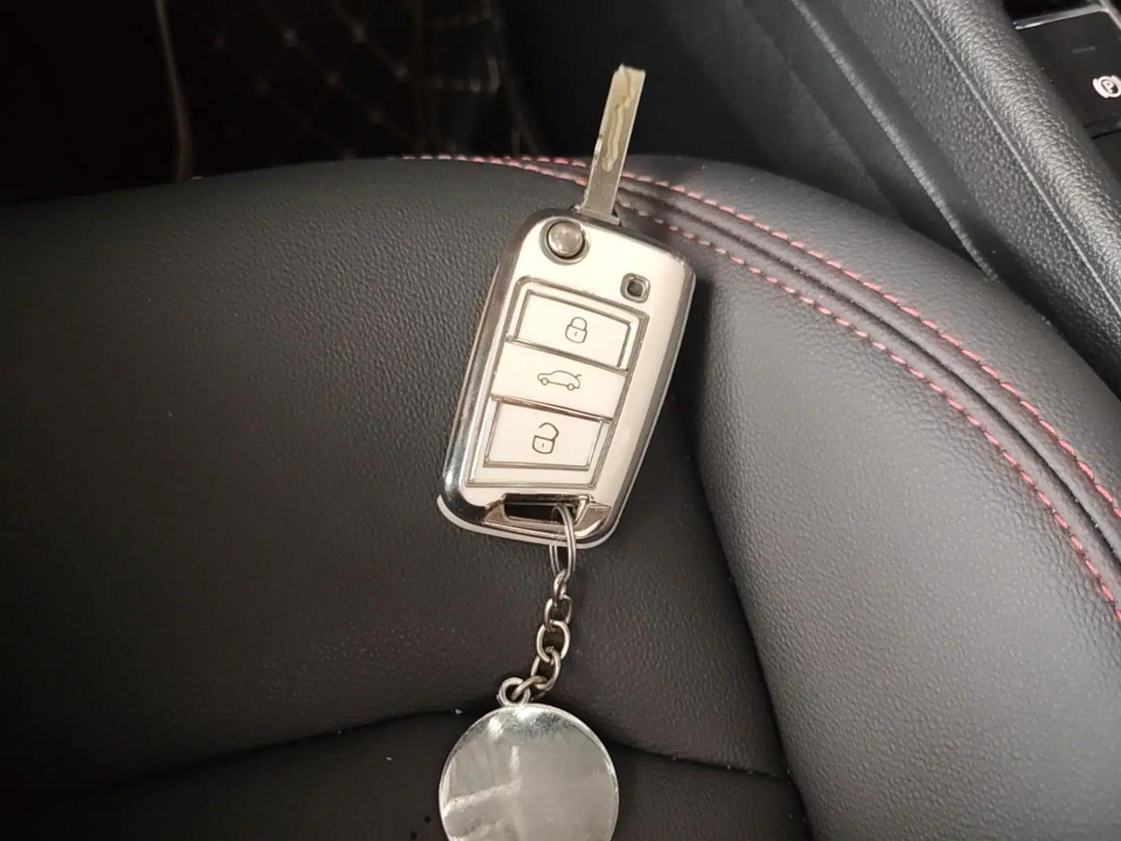 Volkswagen Lavida 2024 300TSI DSG Starry Sky Leading Edition — миниатюра 12