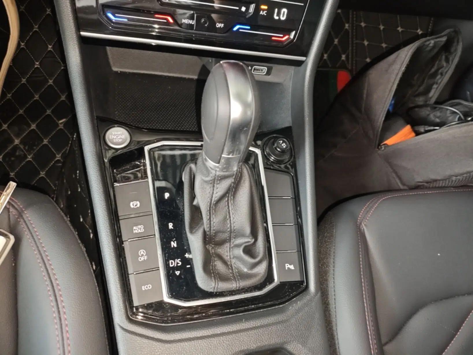 Volkswagen Lavida 2024 300TSI DSG Starry Sky Leading Edition — миниатюра 17