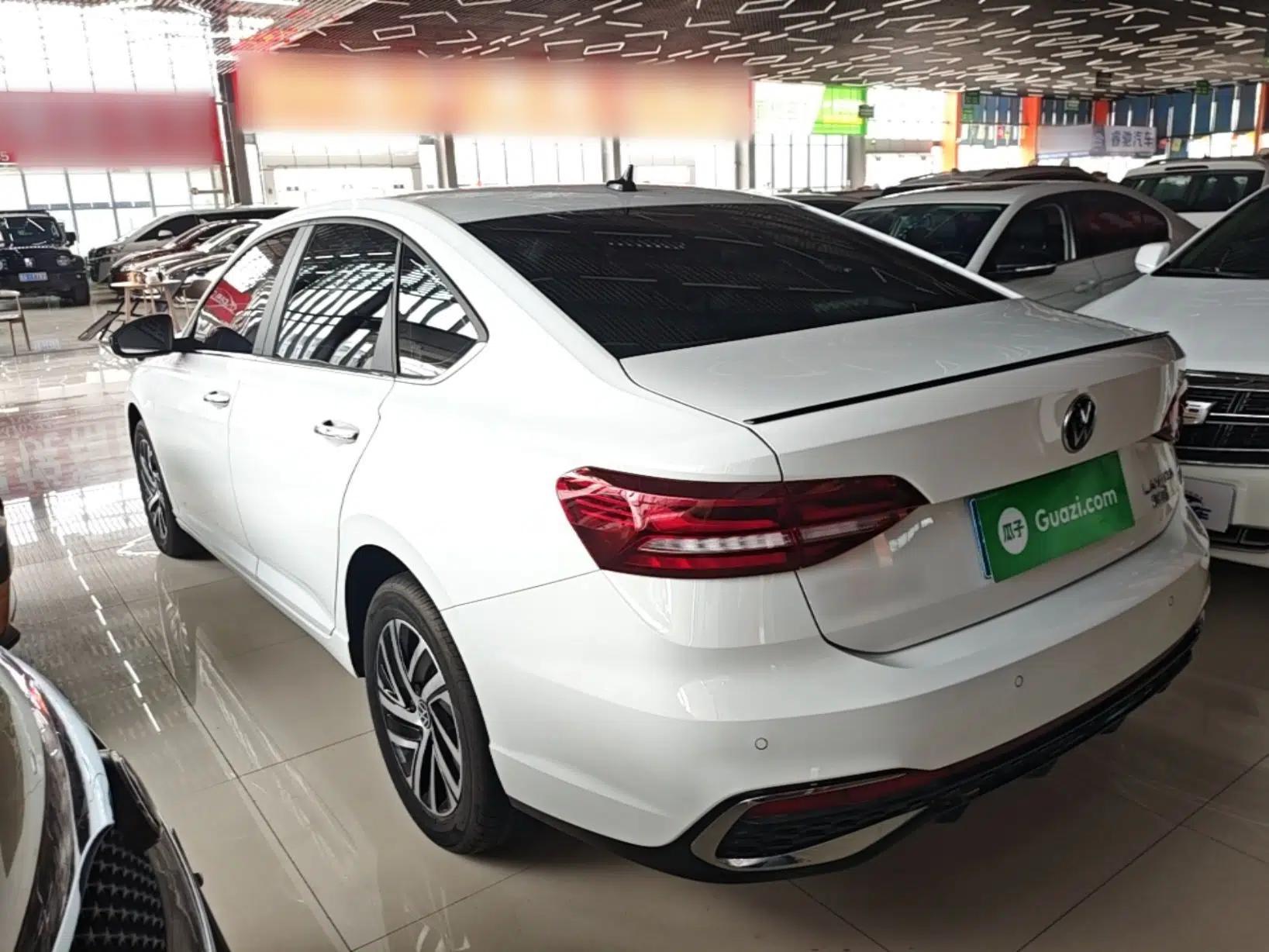 Volkswagen Lavida 2024 300TSI DSG Starry Sky Leading Edition — миниатюра 4