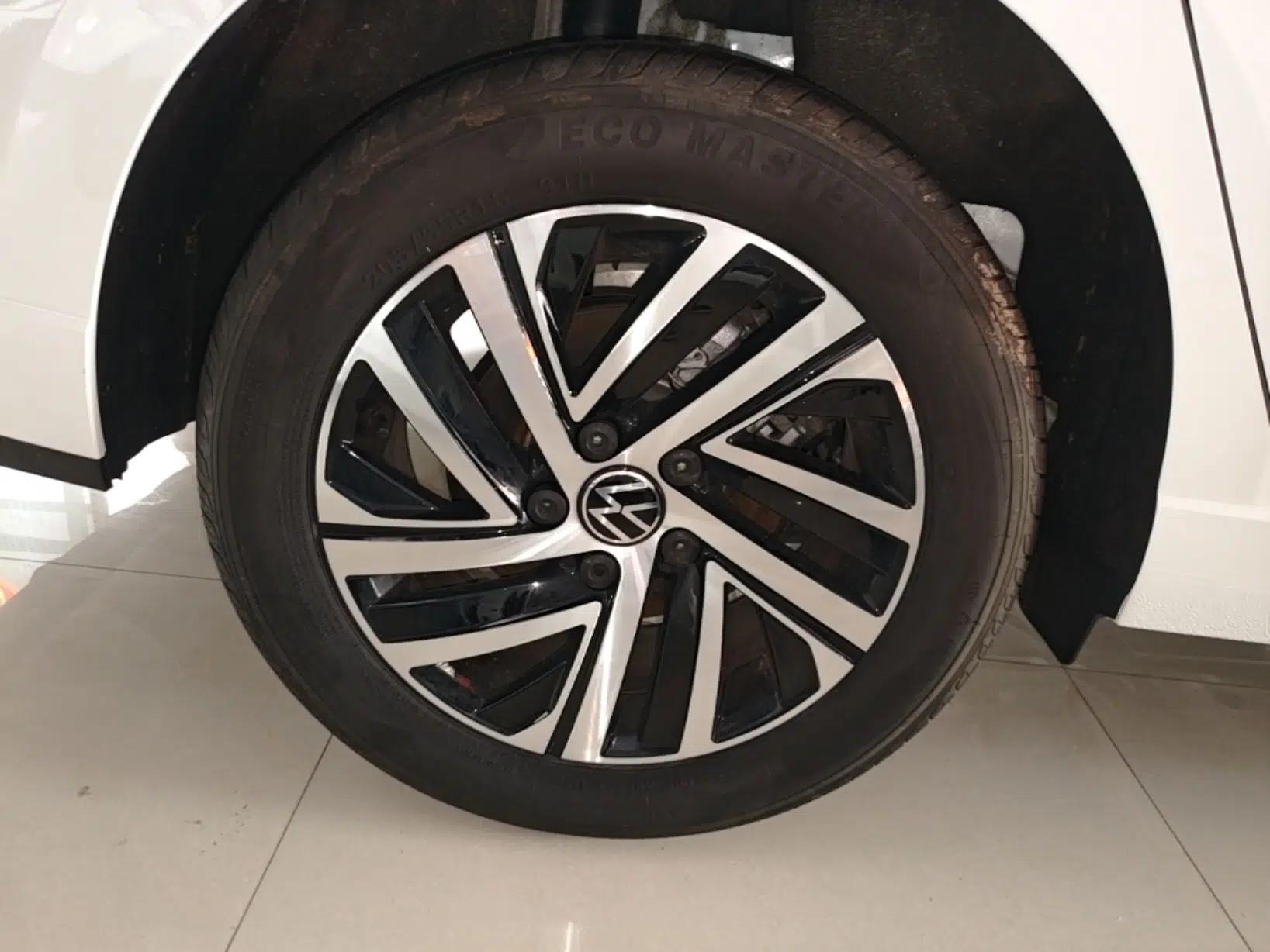 Volkswagen Lavida 2024 300TSI DSG Starry Sky Leading Edition — миниатюра 10