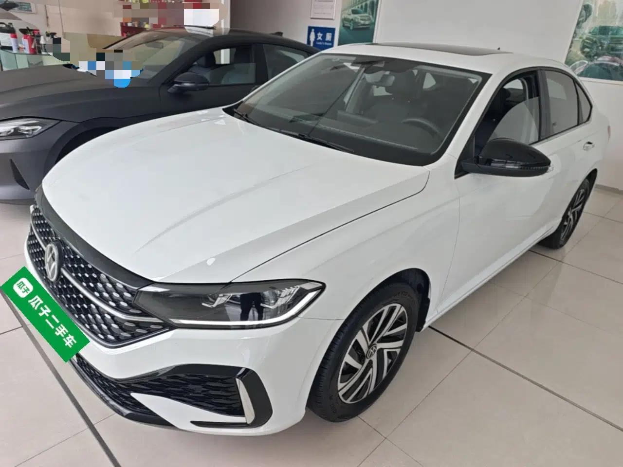 Volkswagen Lavida 2024 300TSI DSG Starry Sky Leading Edition — миниатюра 1