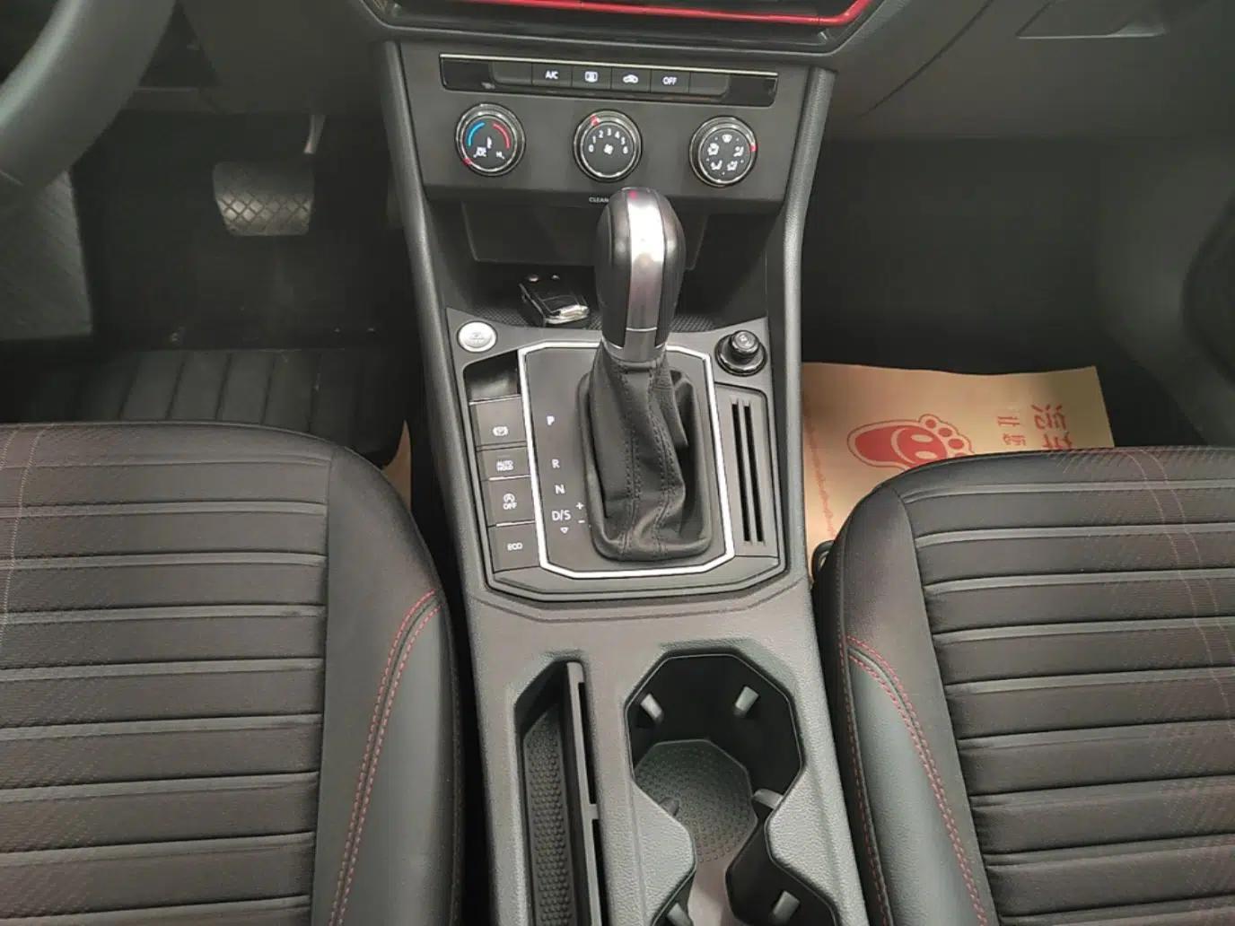 Volkswagen Lavida 2023 280TSI DSG Starry Sky Deluxe Edition — миниатюра 17