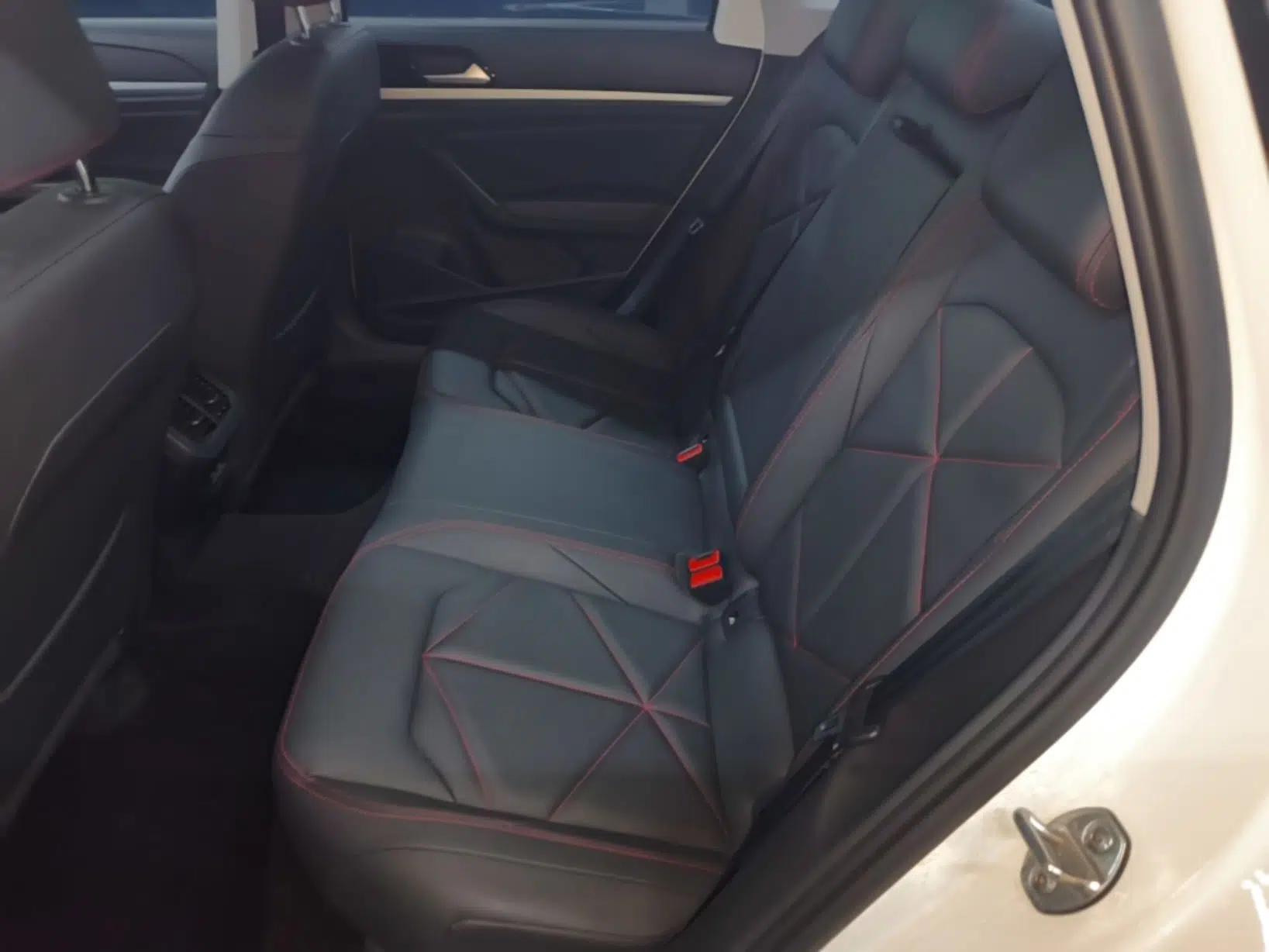 Volkswagen Lavida 2024 300TSI DSG Starry Sky Leading Edition — миниатюра 20
