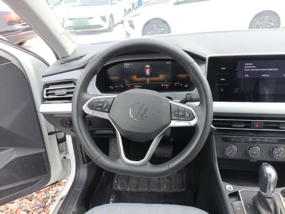 Volkswagen Lavida 2023 280TSI DSG Full-Comfort Edition — миниатюра 14